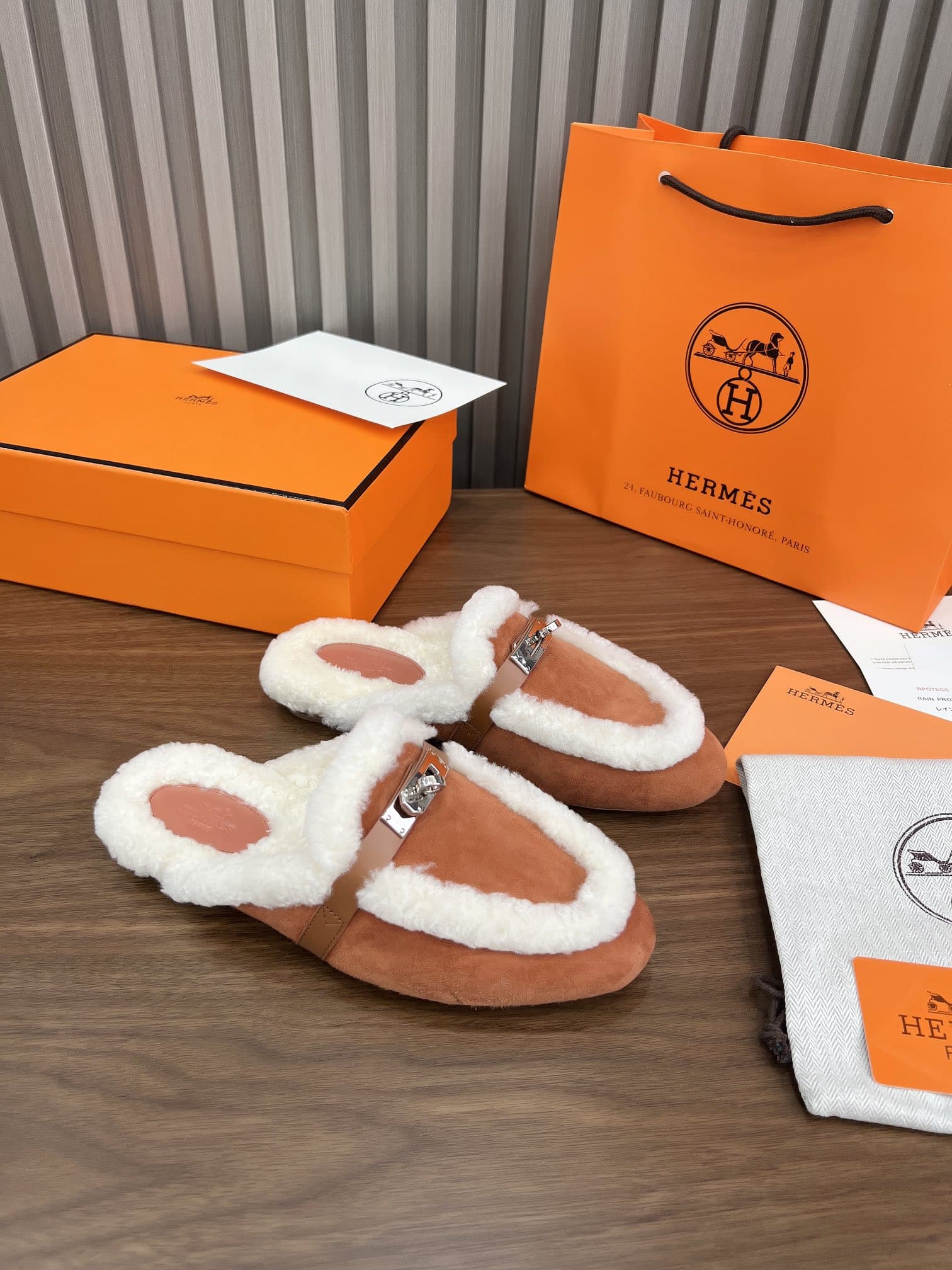 Hermes Oz Mule Shearling Brown White