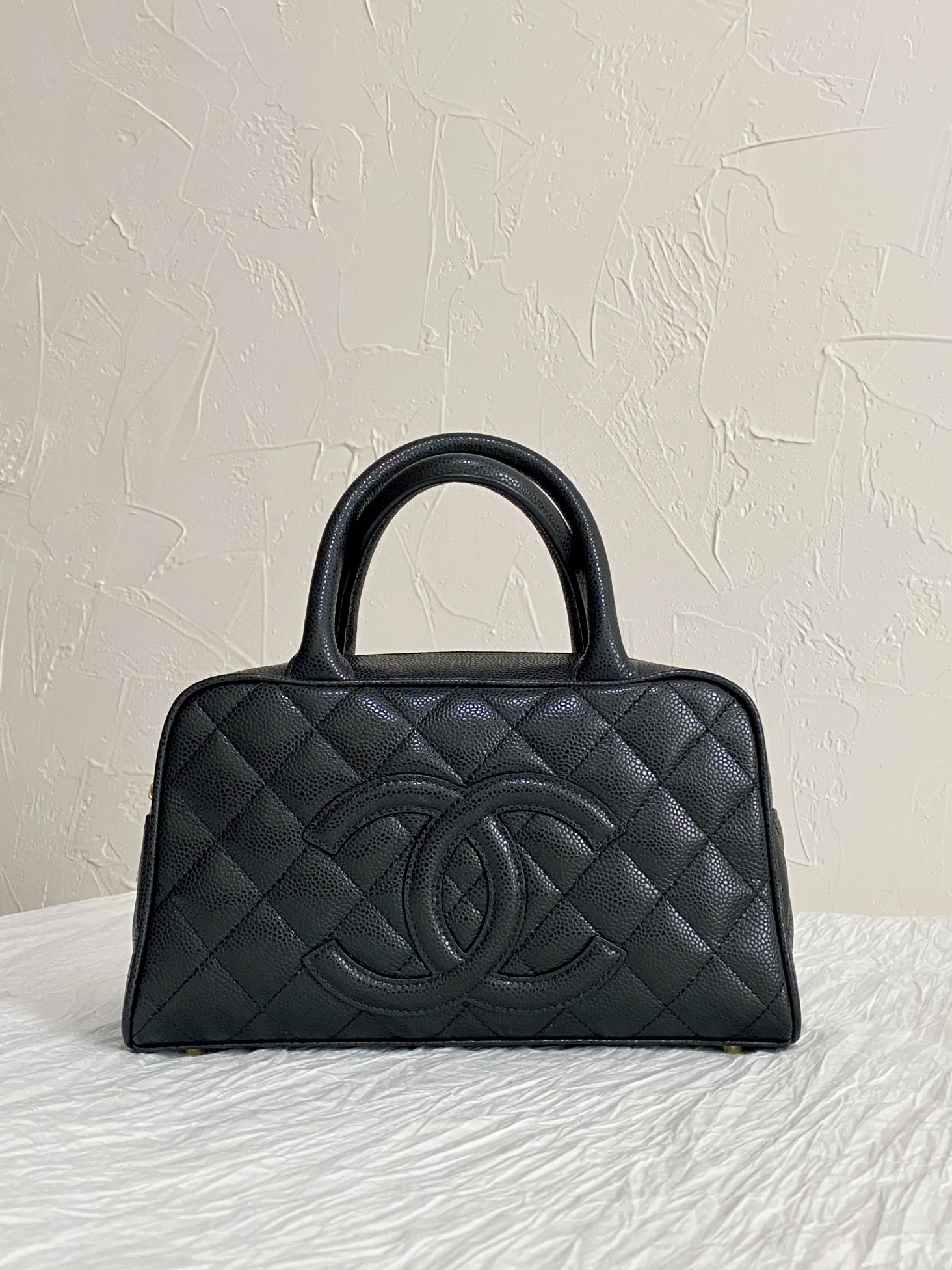 Vintage 2003-2004 CC Quilted Caviar Bowling Bag in Black with Gold Hardware