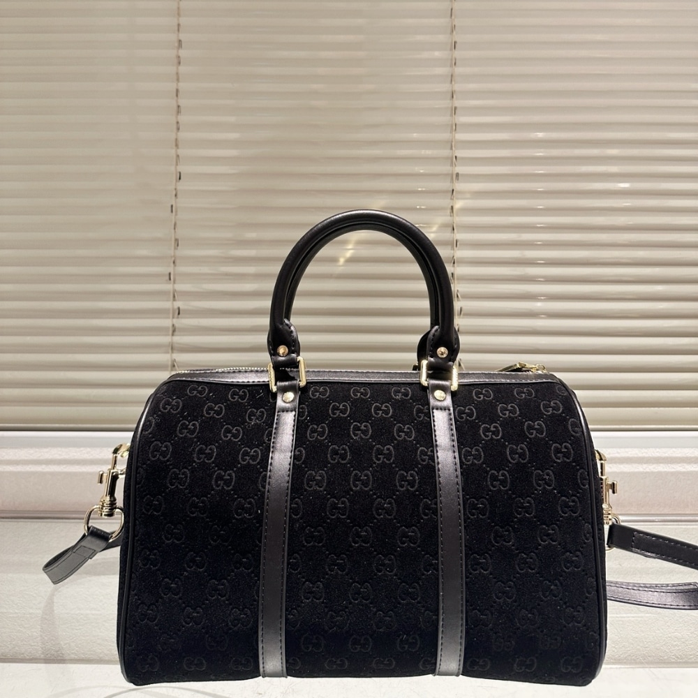 Gucci Small Jumbo GG Canvas Duffle Bag Black 30Cm