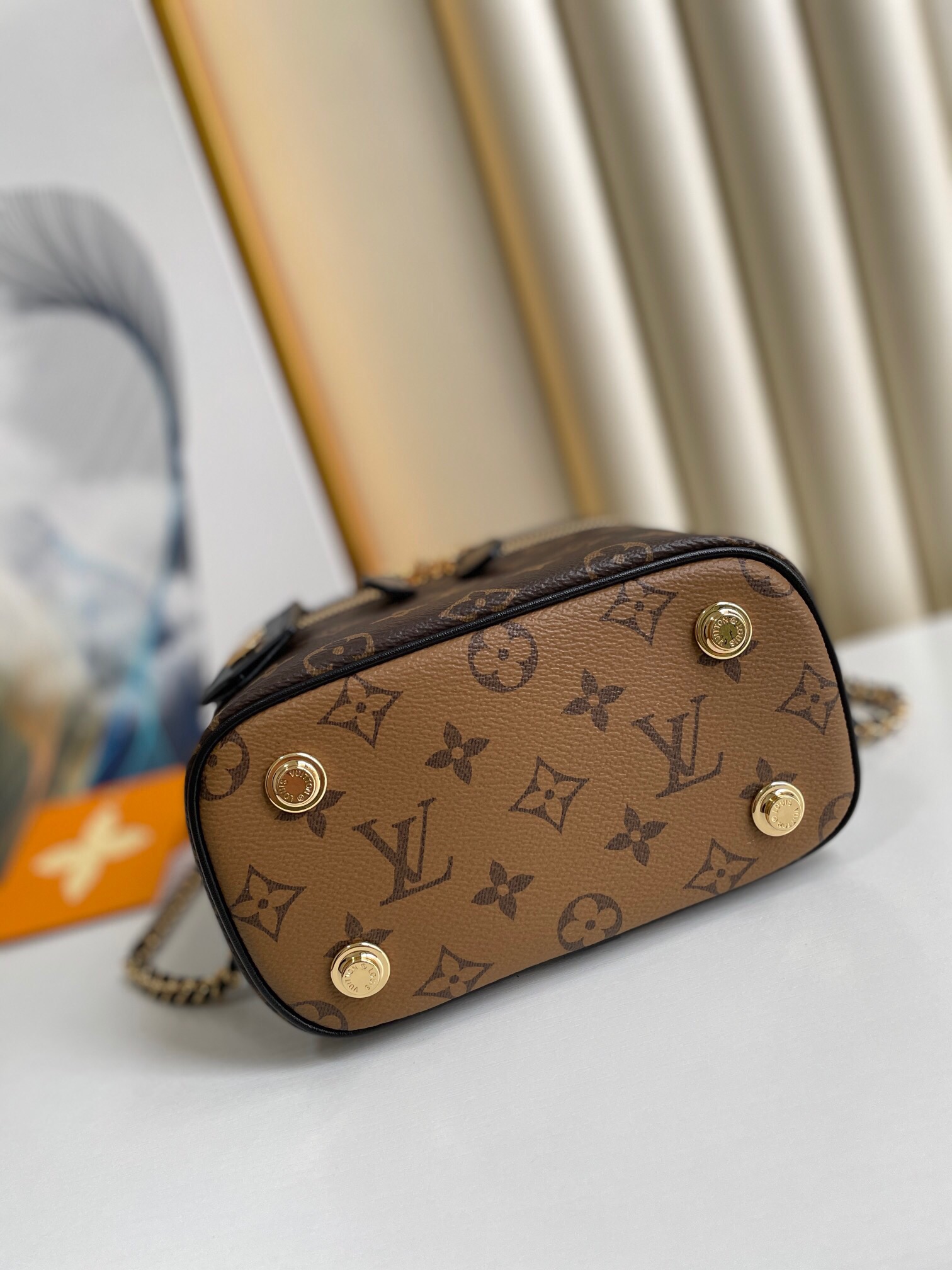 Louis Vuitton Vanity Chain Pouch Other Monogram Canvas 17cm Women Handbags M47125