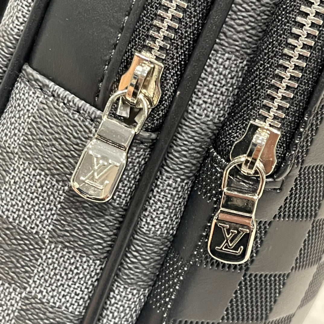 Louis Vuitton Avenue Slingbag 31Cm Black And Grey N40439