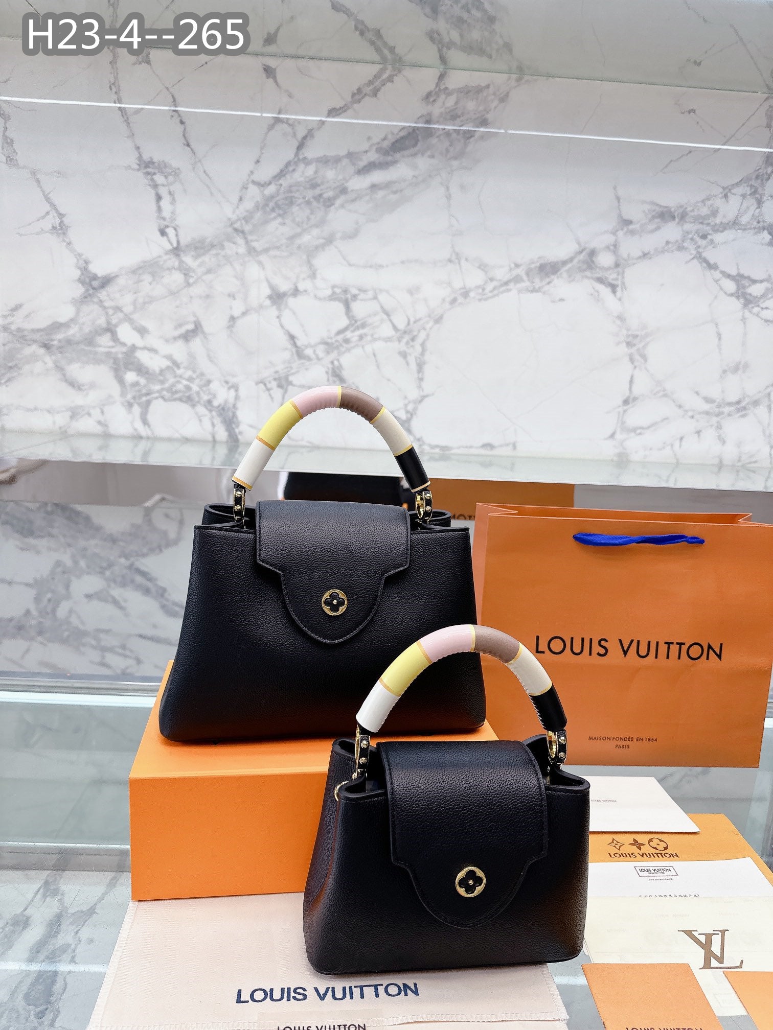 Louis Vuitton Mini Capucines Black 20Cm M21920