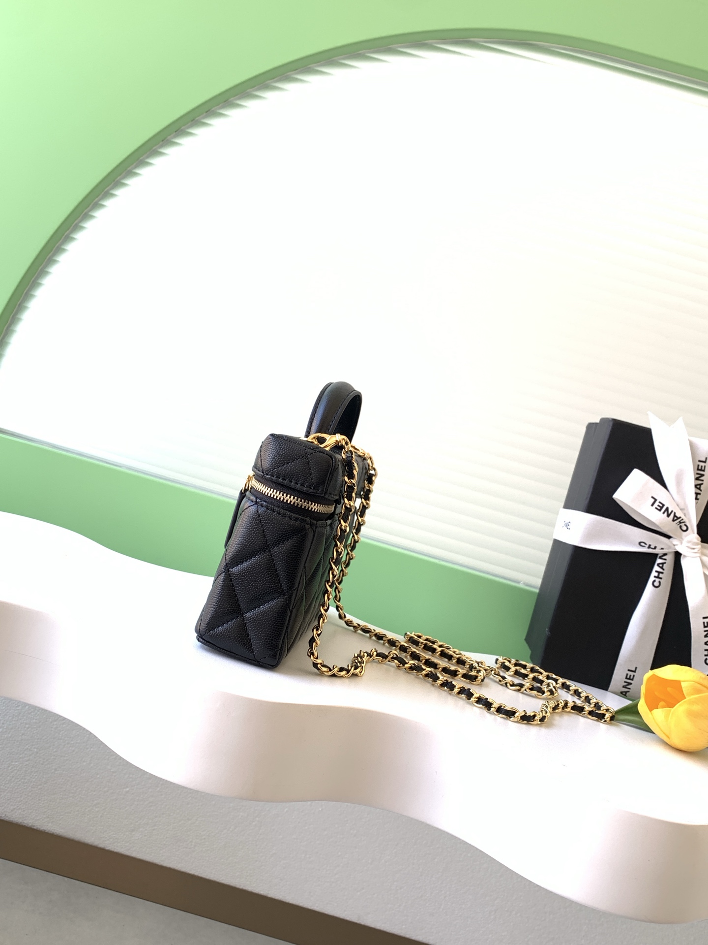 25C25P Top Handle Vanity Case (LP Style Lunch Box Bag) in Black Caviar with Light Gold Hardware (Model AP4385)
