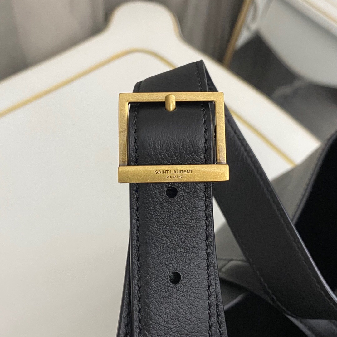 Saint Laurent Le 5 A 7 Soft Small Hobo Bag In Smooth Leather Black 27cm