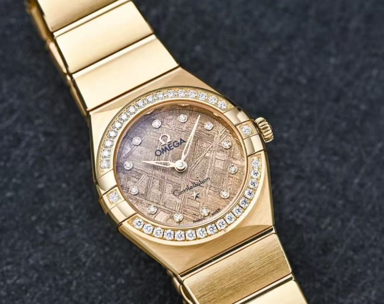 Omega Constellation Ladies' Selection 28mm yellow gold on yellow gold 131.55.28.60.99.006