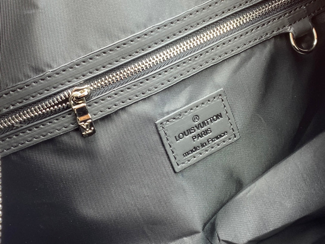 Louis Vuitton Keepall 55 Bag M46355