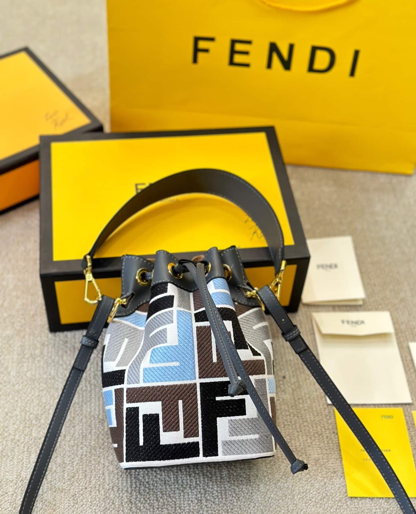 Fendi Mon Tresor Multicolor Canvas Mini Bag With Ff Embroidery 22Cm 8Bs010Arc3F1Opk