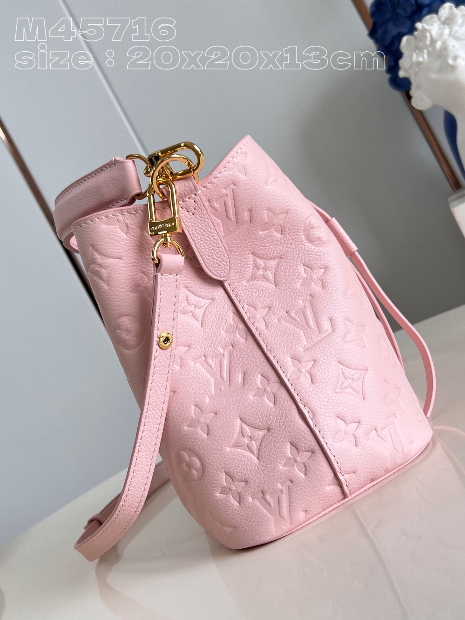Louis Vuitton-M45716