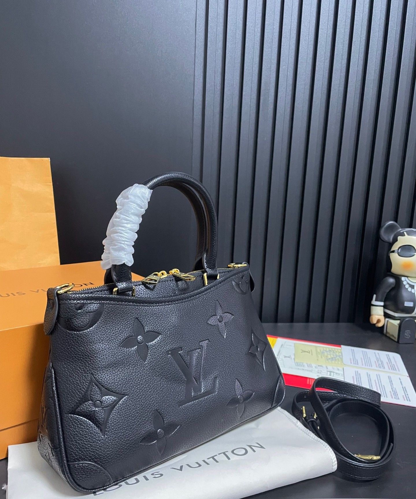 Louis Vuitton Trianon Pm Monogram Empreinte Black 28Cm M46488