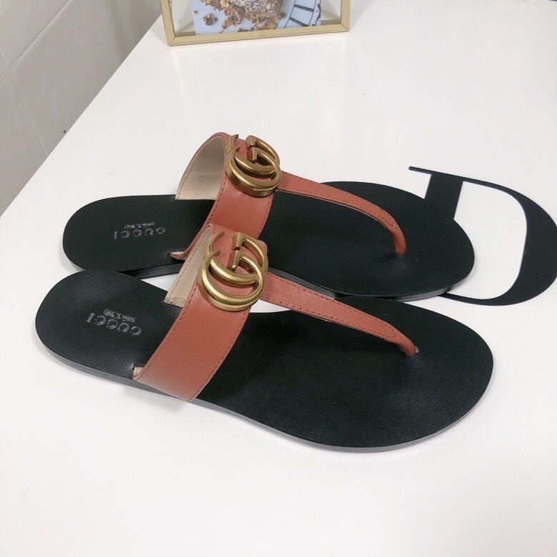 Gucci Double G Thong Leather