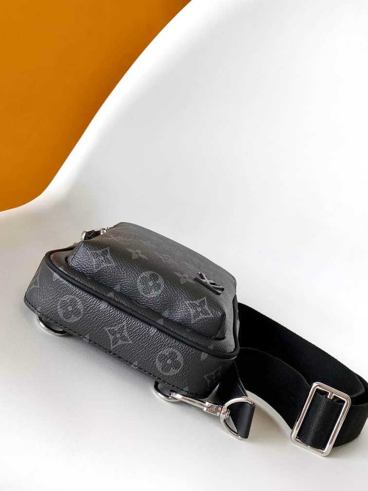 Louis Vuitton Avenue Slingbag Monogram Macassar Black 30Cm