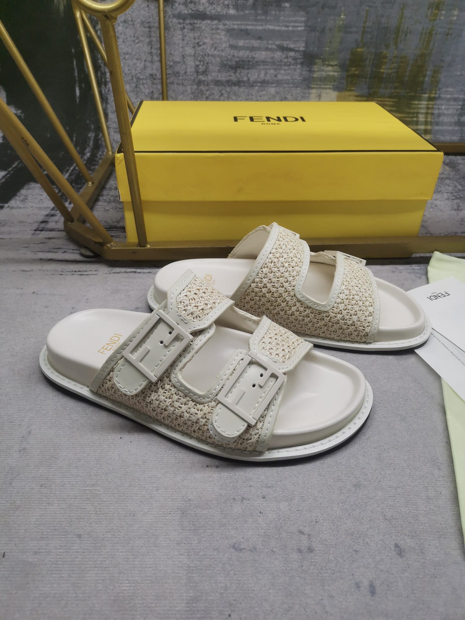 Fendi Feel Leather Sandals White