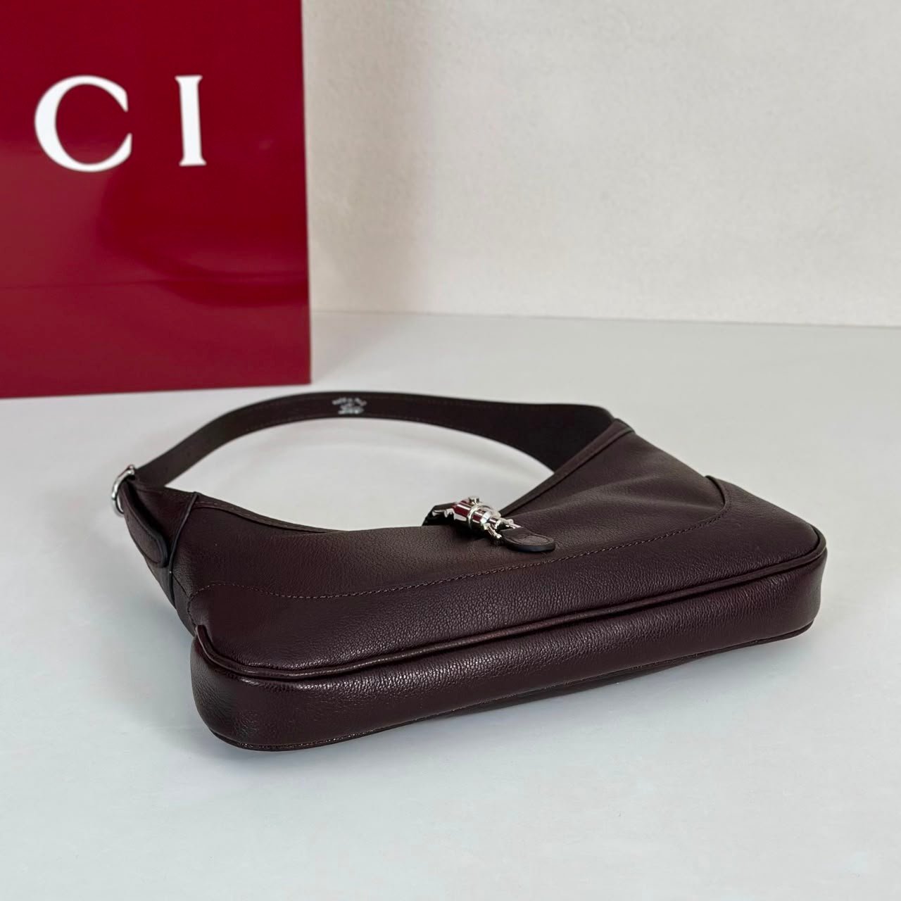 Gucci Jackie Slim Medium Shoulder Bag 28cm/11in Dark Brown ‎863137