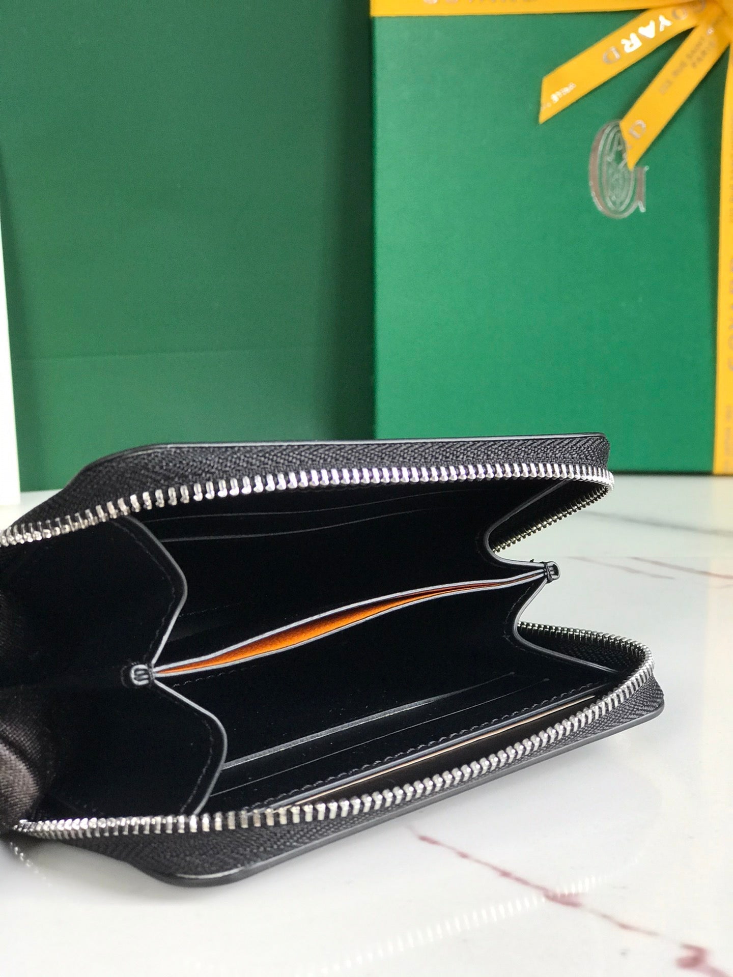 Goyard Matignon Mini Wallet 11 Cm Black Goyardine Canvas And Calfskin