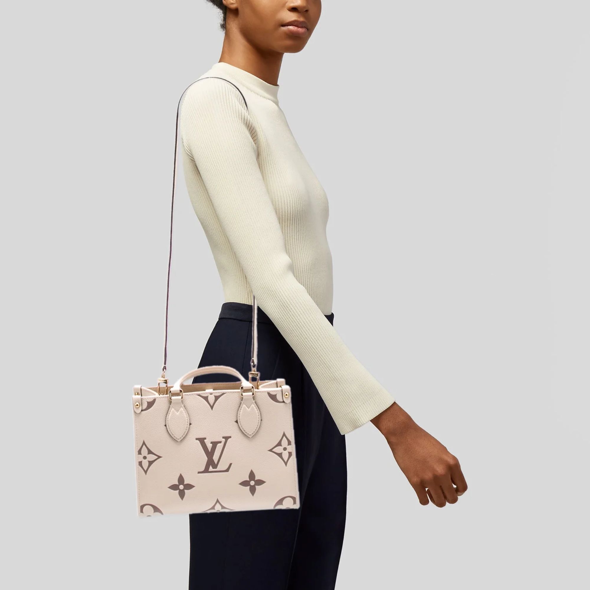 Louis Vuitton Empreinte Onthego Pm White 25Cm M45654