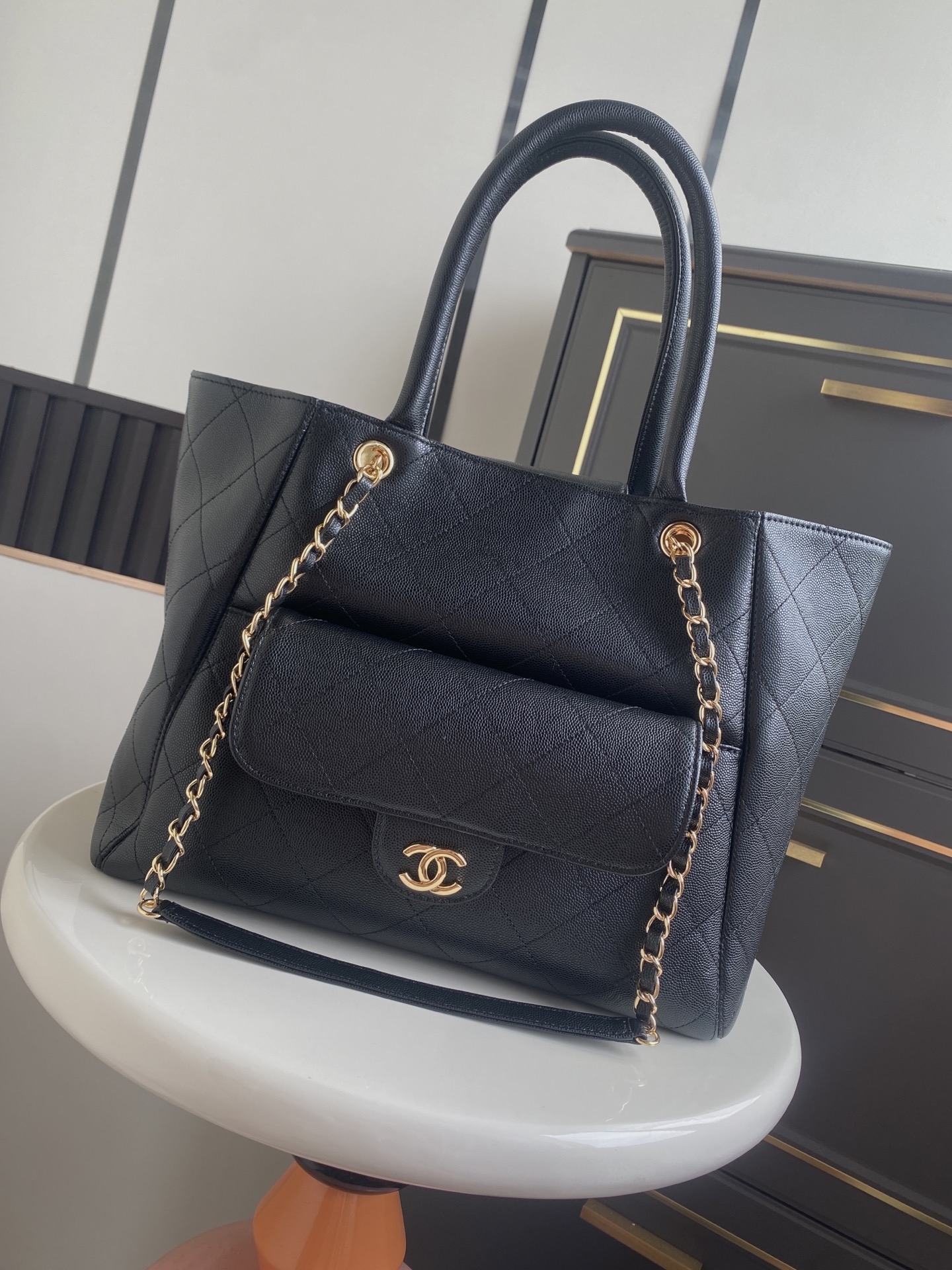 Cruise 2026 Black Quilted Caviar Calfskin Large Tote Bag with Gold-Tone Hardware