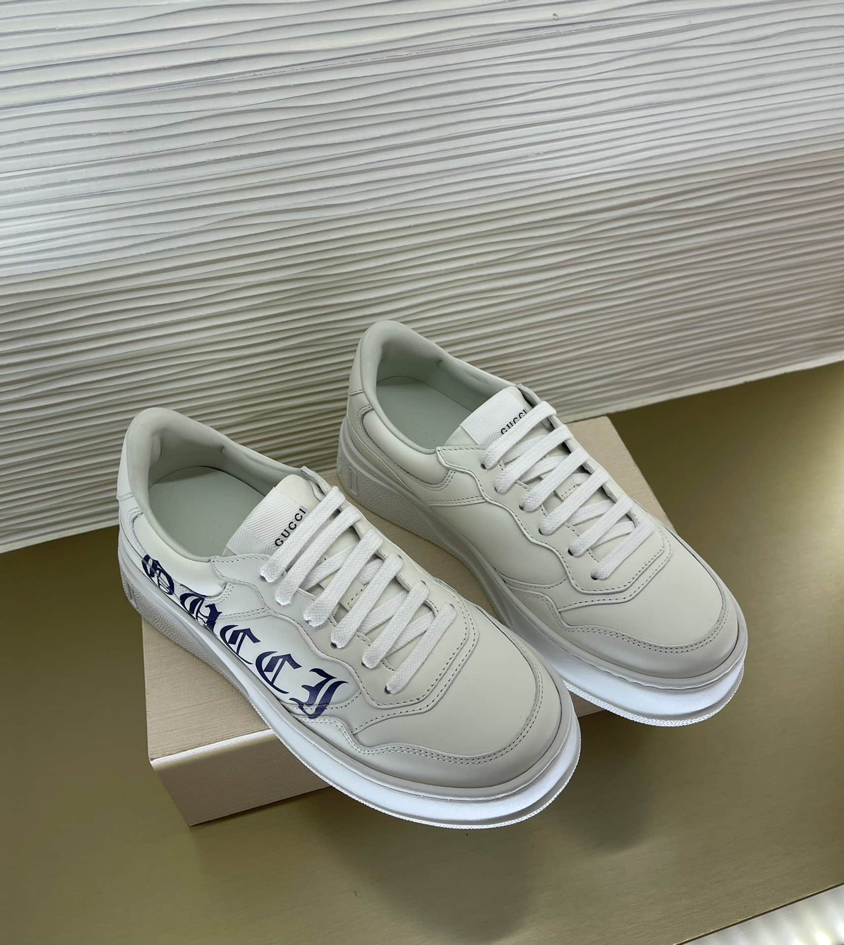 Gucci Women’S Sneaker With Logo White 708267 Upg70 9000