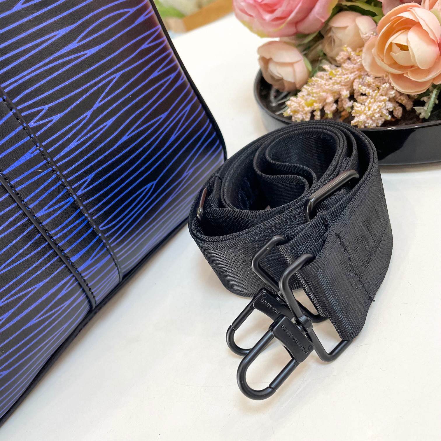 Louis Vuitton Keepall Bandouli Re 50 Gradient Electric Sun 50Cm M23174