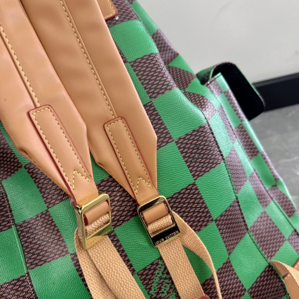 Louis Vuitton Runway Christopher MM Backpack Green 44Cm N40564