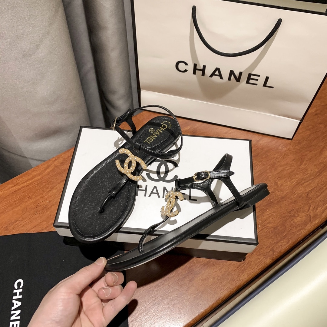 Chanel Gold Pearl Cc Logo Thong Sandals Black