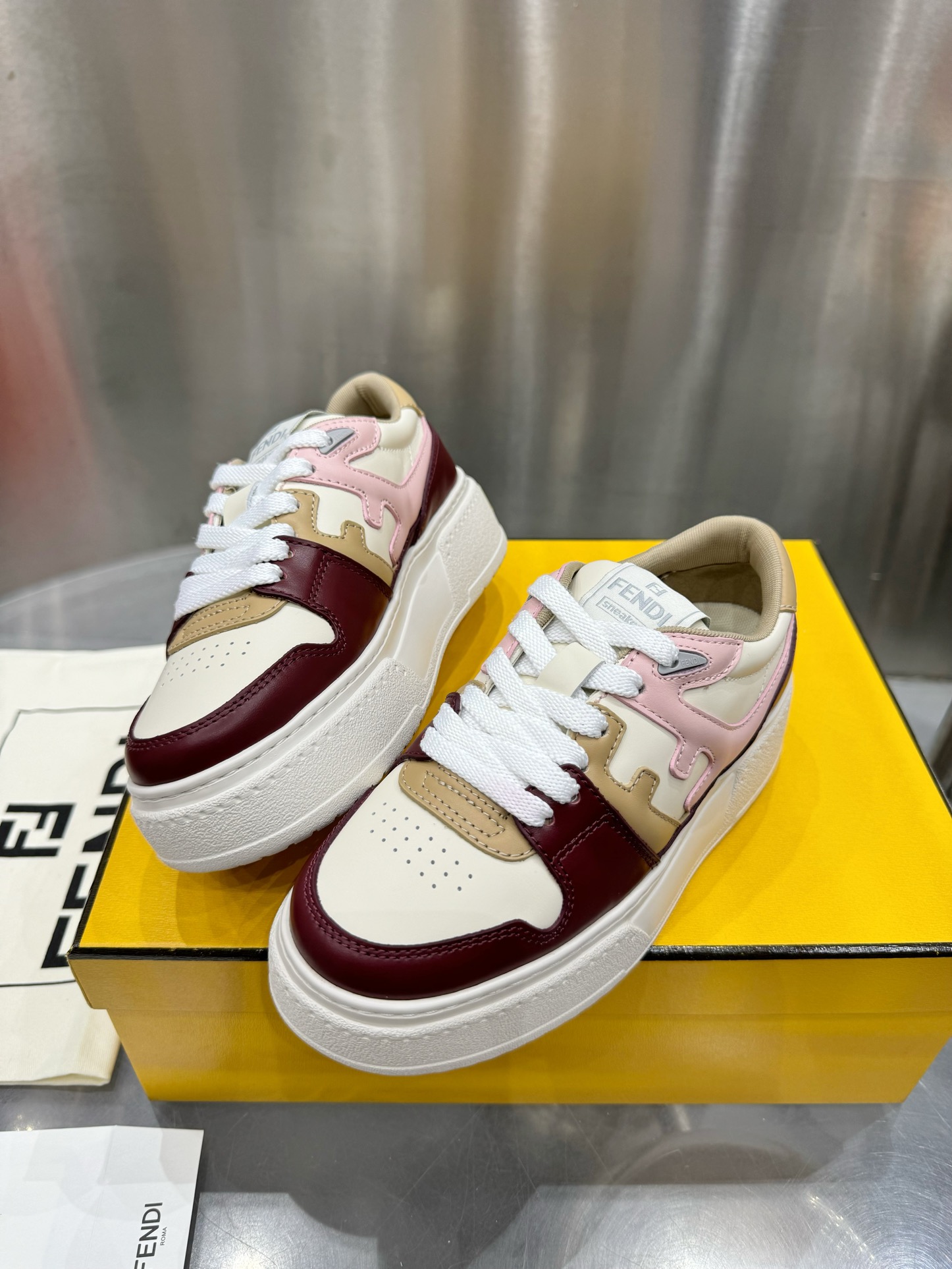 FENDI Match leather platform low-tops sneakers
