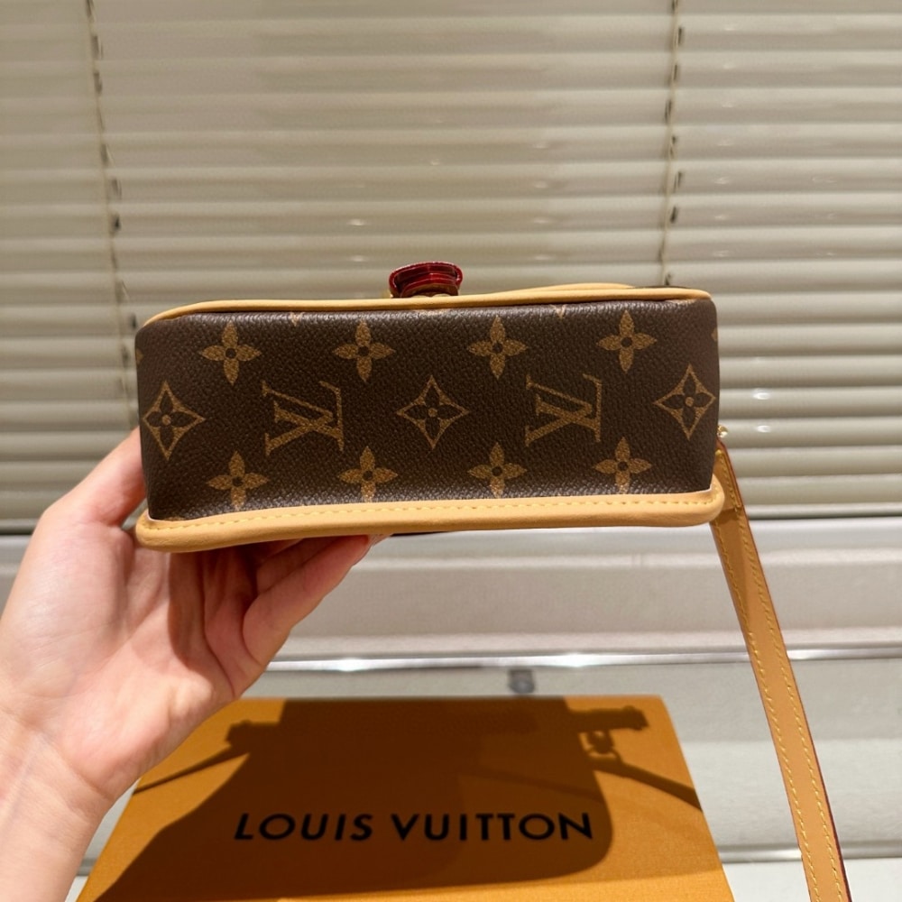 Louis Vuitton Nano Diane Bag Brown 18Cm M83298
