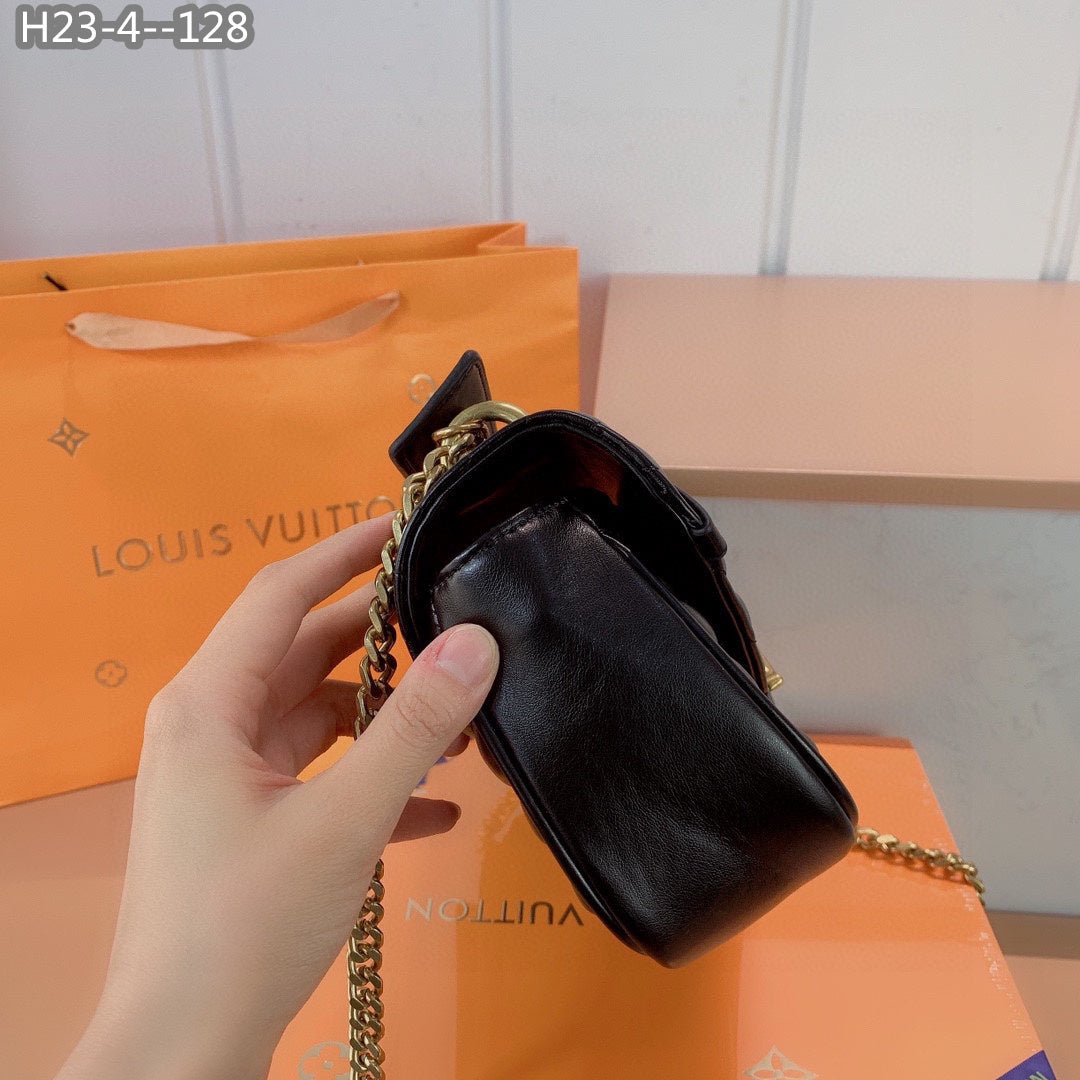 Louis Vuitton New Wave Chain Bag Black 25Cm M55206