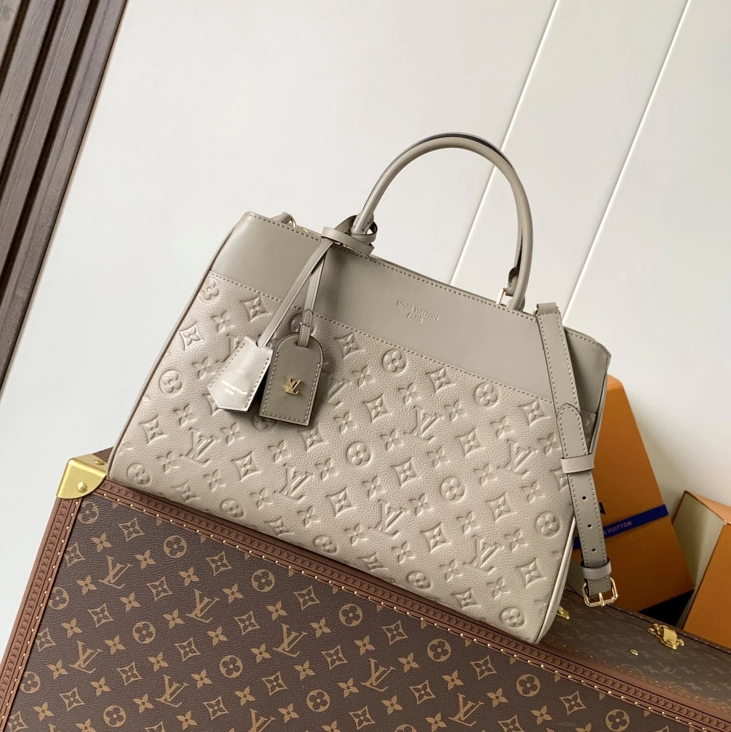 LV City Avenue PM 38.5cm Apricot Monogram Embossed Shadow Cowhide