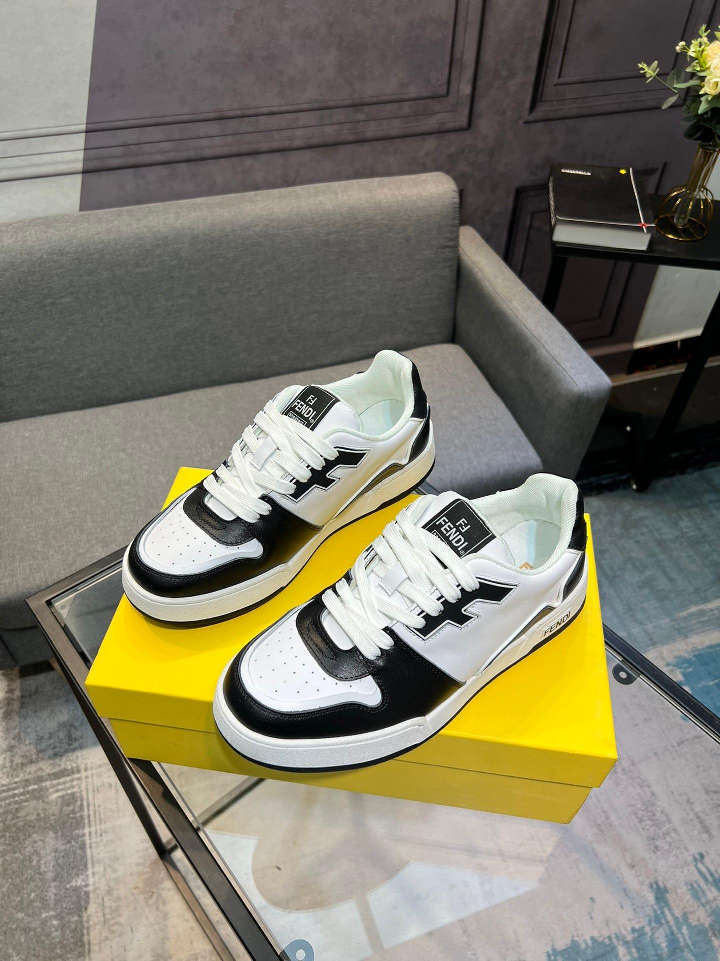 FENDI CASUAL SNEAKERS