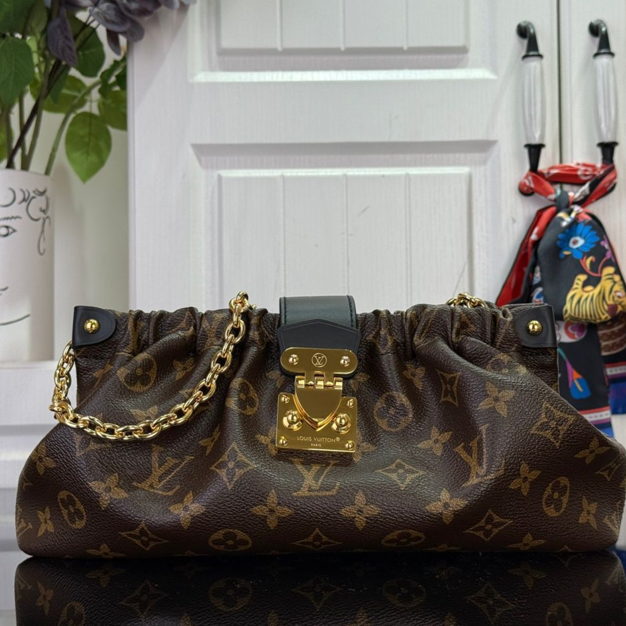 Louis Vuitton Pochette Sling PM Monogram Canvas M27819 30cm/11.8in