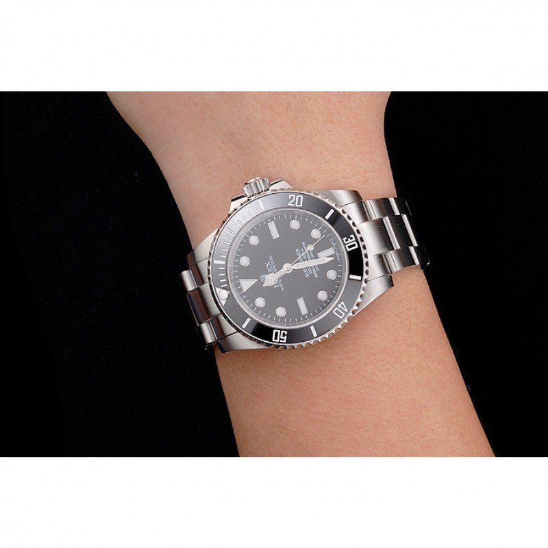 Rolex Submariner 40mm Black Dial 114060