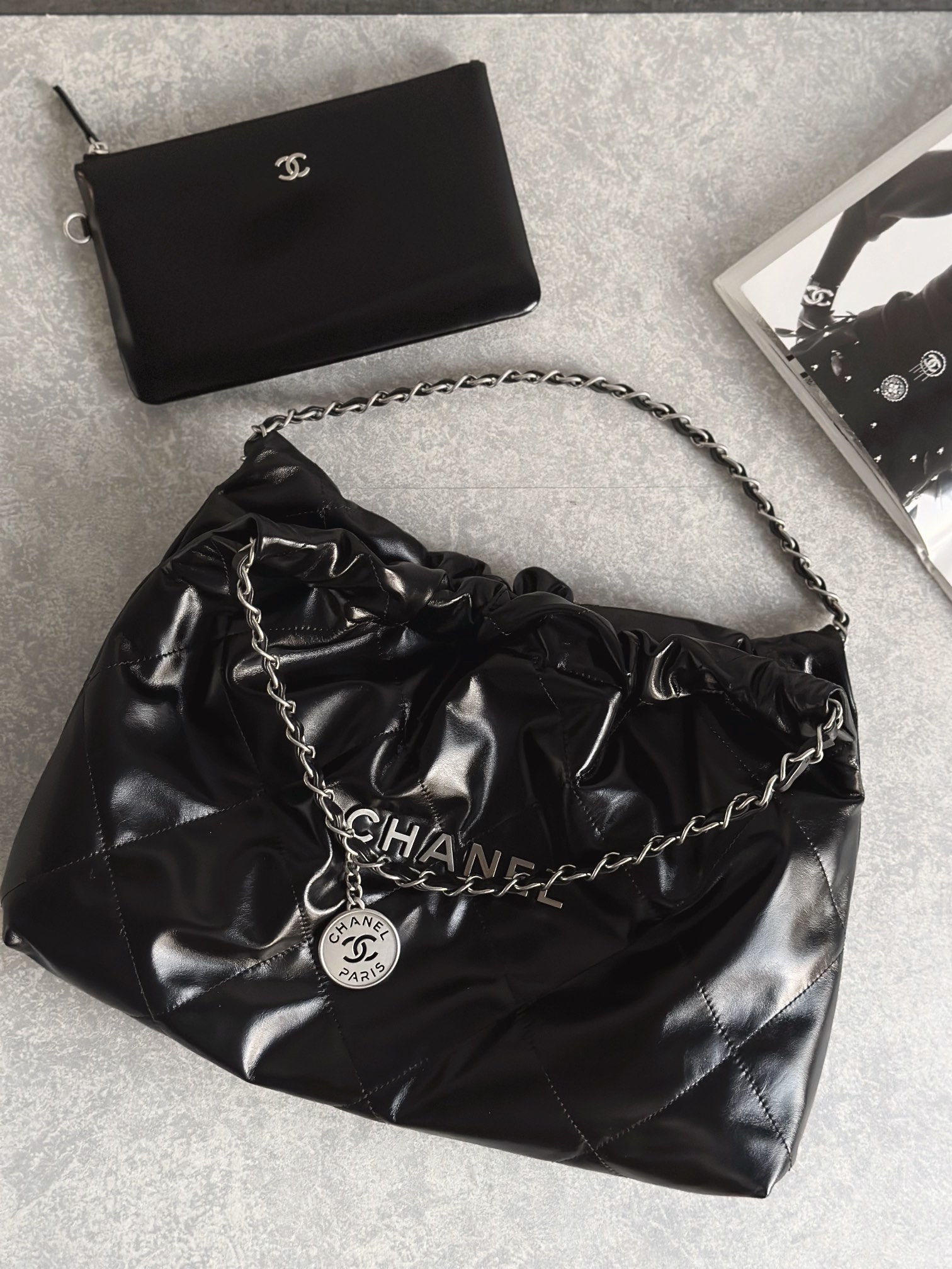 Chanel 22bag-sliver
