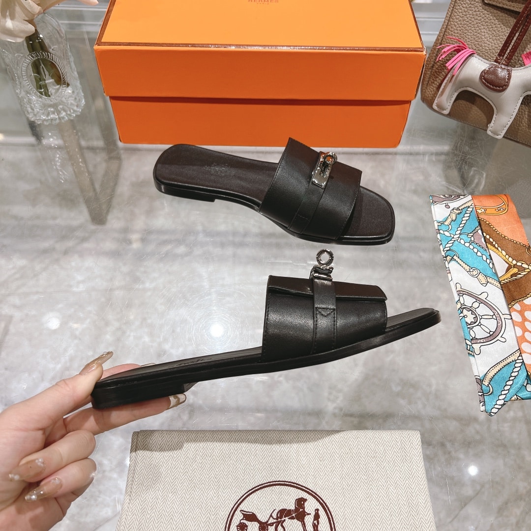 Hermes Giulia Sandal Black H232129Z 02350