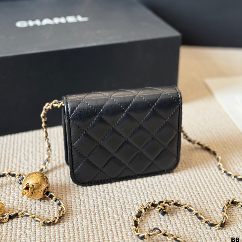 Chanel Clutch With Chain Pearl Crush Gold Black 15Cm Ap1628 B02916 94305