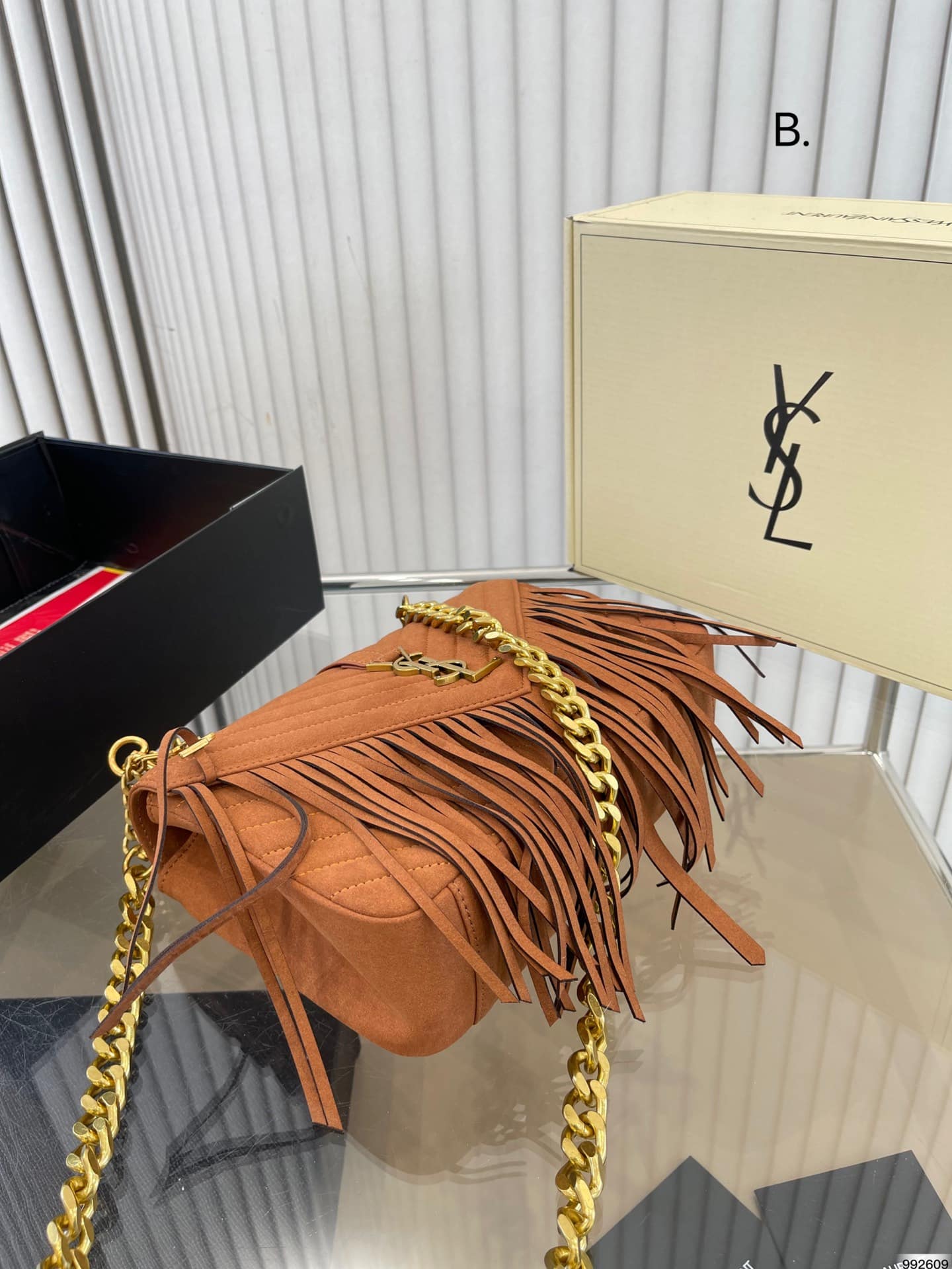 Saint Laurent Medium College Chain Bag In Suede Cinnamon 24cm 531705 0u0k7 7761