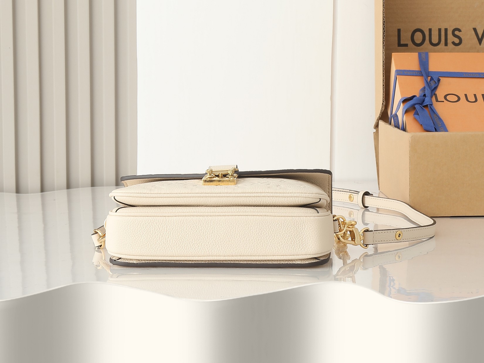 Louis Vuitton Pochette Métis East West Monogram Empreinte Leather – Women – Handbags Cream