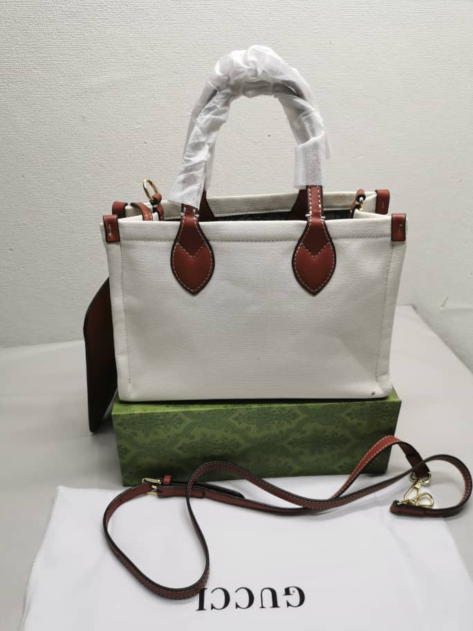 Gucci Medium Tote Bag With Gucci Print Beige 28Cm 772144 Facul 8451