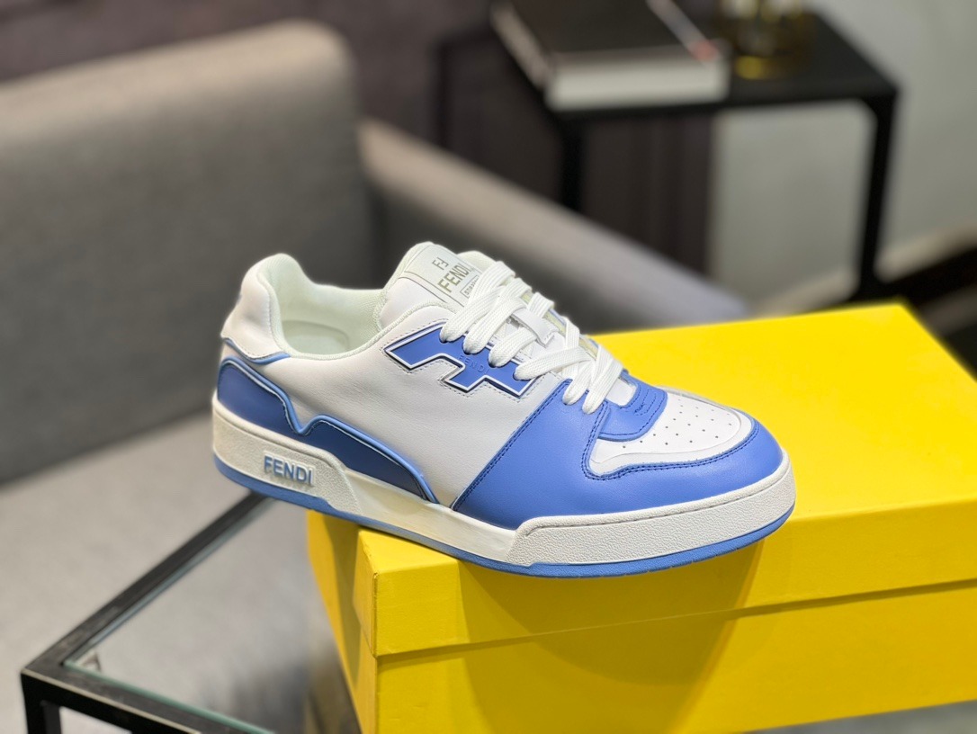 FENDI CASUAL SNEAKERS