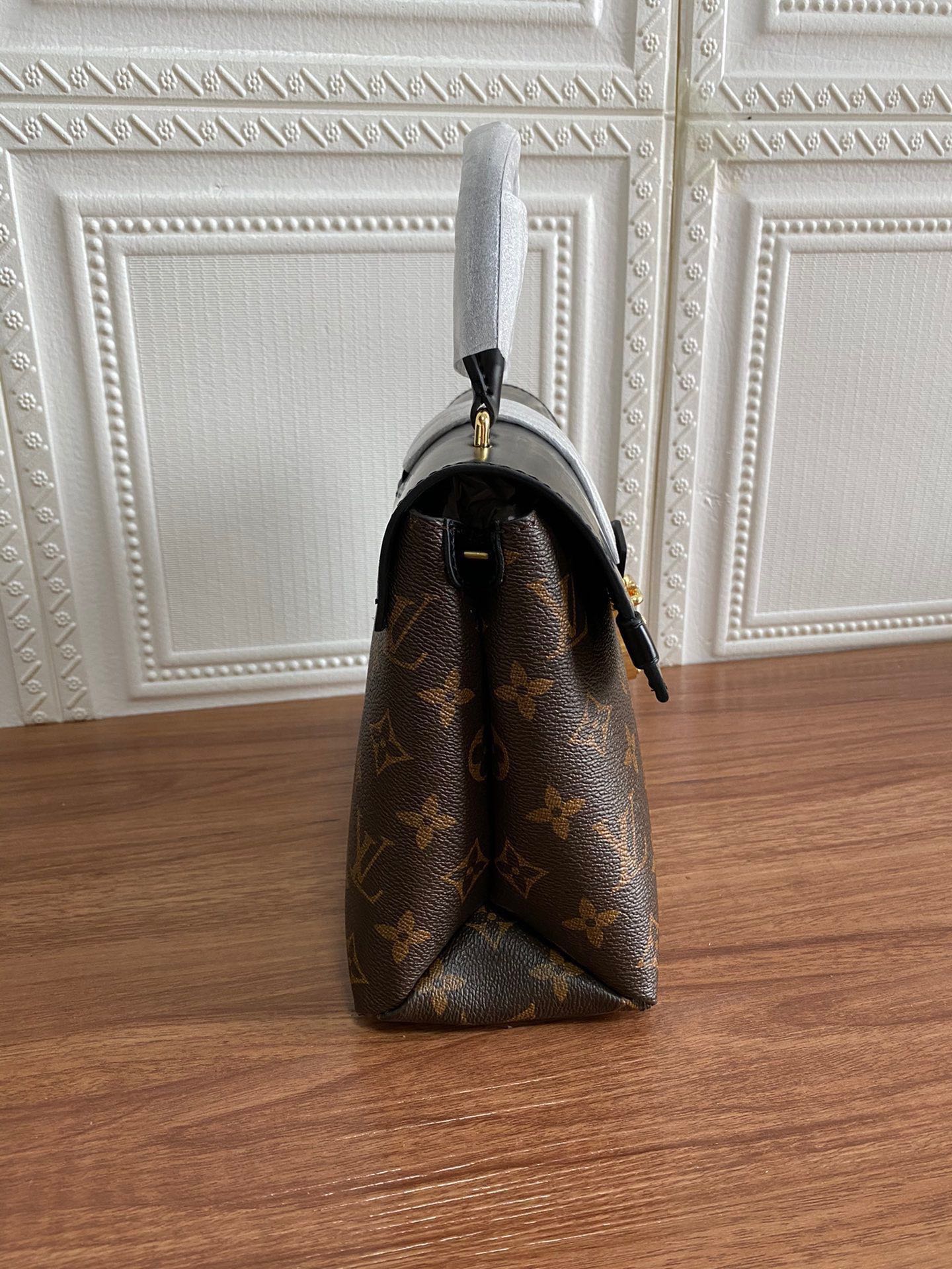 Louis Vuitton One Handle Monogram Flap Mm 25Cm