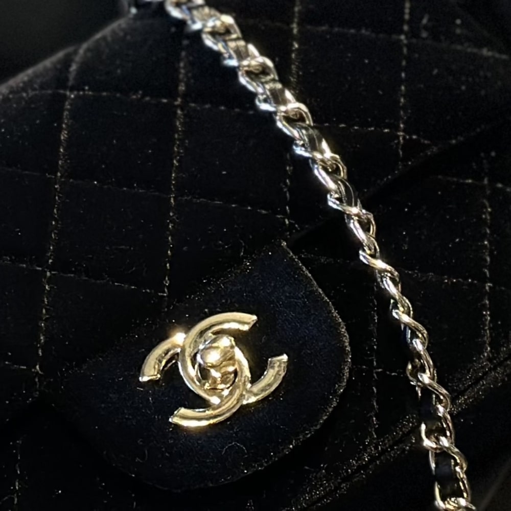 Chanel Velvet Pearl Crush Mini Flap Bag Black 20Cm