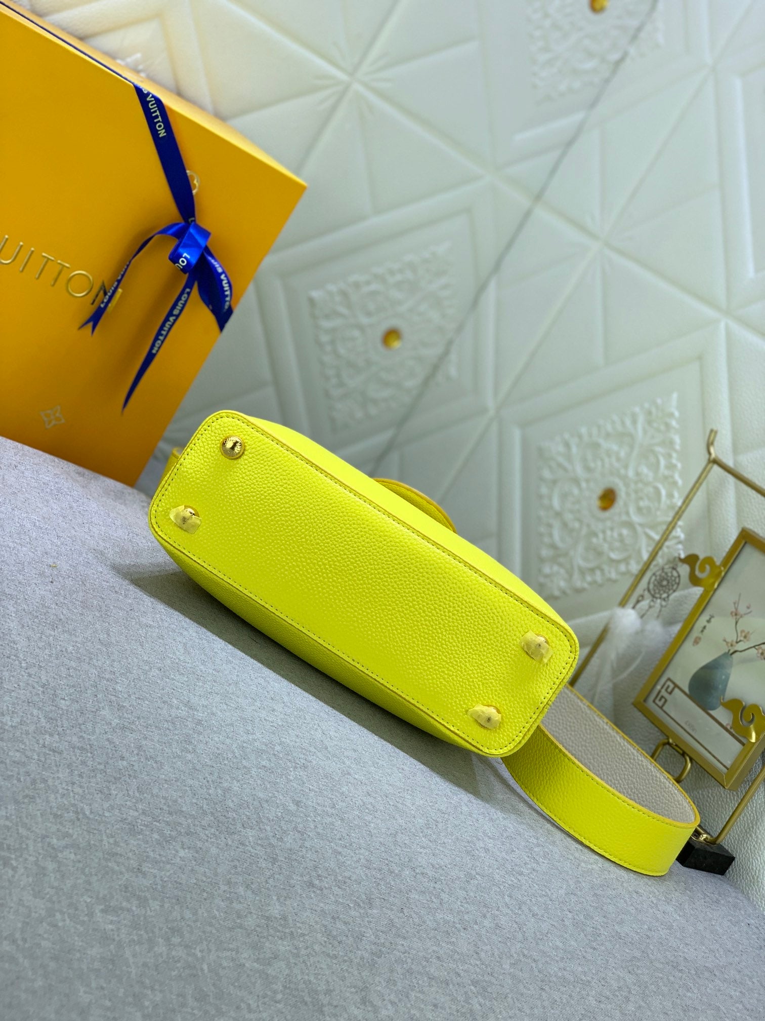 Louis Vuitton Capucines Bb Cedrat Yellow 27Cm