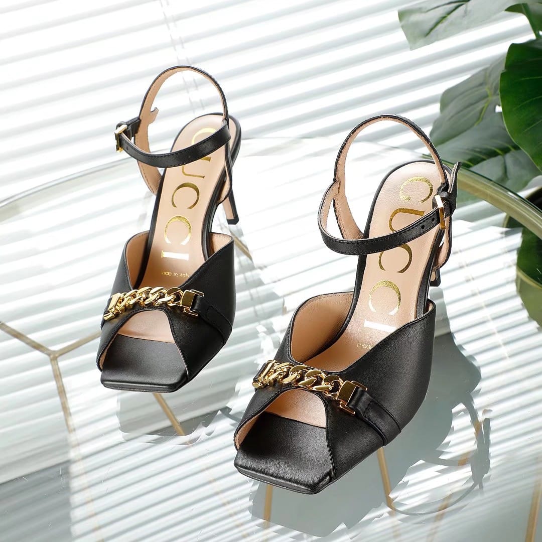 Gucci Metal Chain Stiletto Heels Flip Flop Fish Mouth Sandals Black