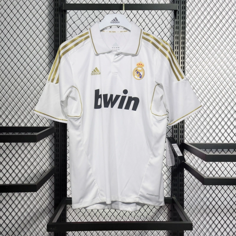 Retro Player 2011-12 Real Madrid Home Football jersey retro