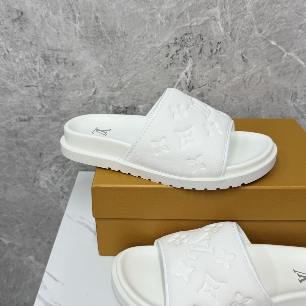 Louis Vuitton Miami Mule Embossed Synthetic White 1Adggi