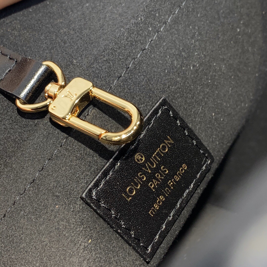 Louis Vuitton Petit Bucket 24Cm Black M59961