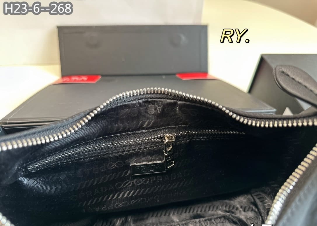 Prada Re Edition 2005 Re Nylon Bag Black 26Cm