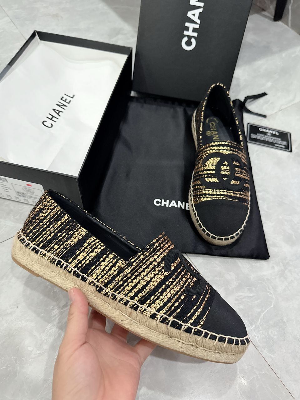 Chanel Metallic Tweed Grosgrain Cc Espadrilles Slip On Gold Black