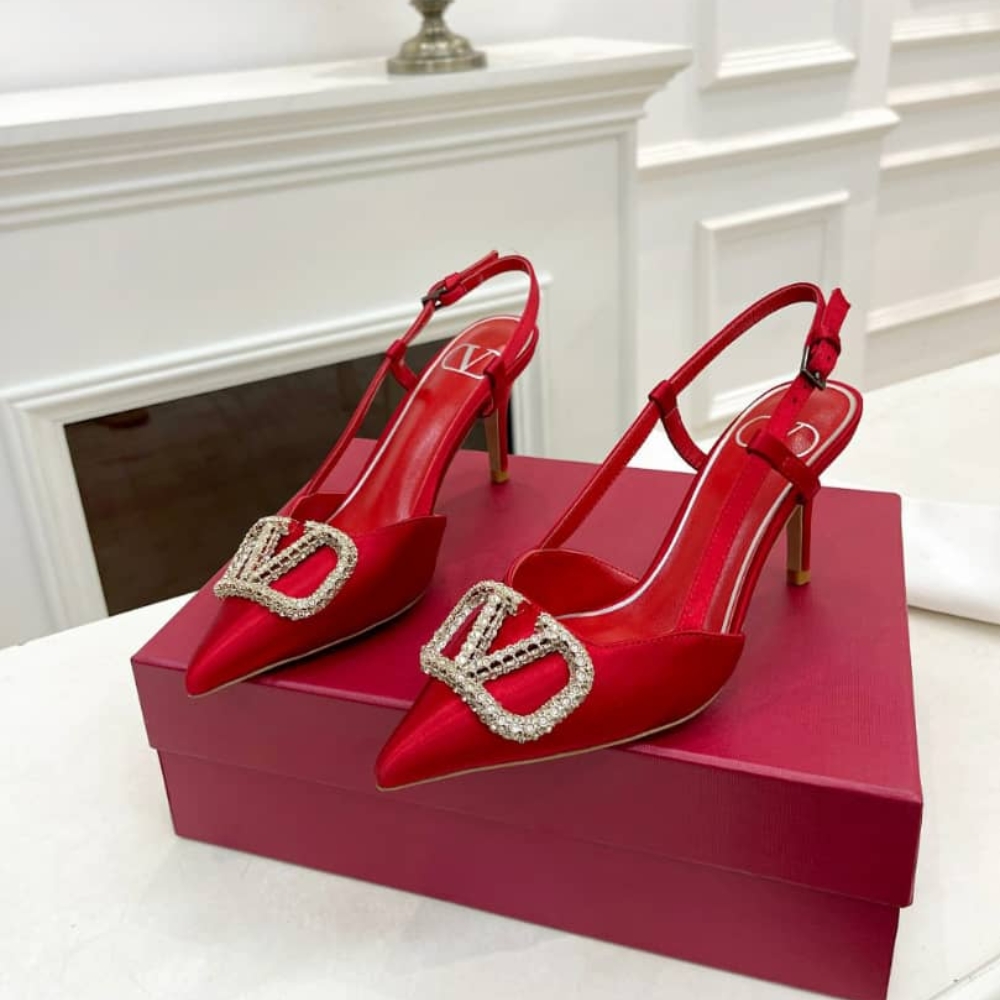 Valentino Garavani Vlogo Signature Patent Slingback Pump Red
