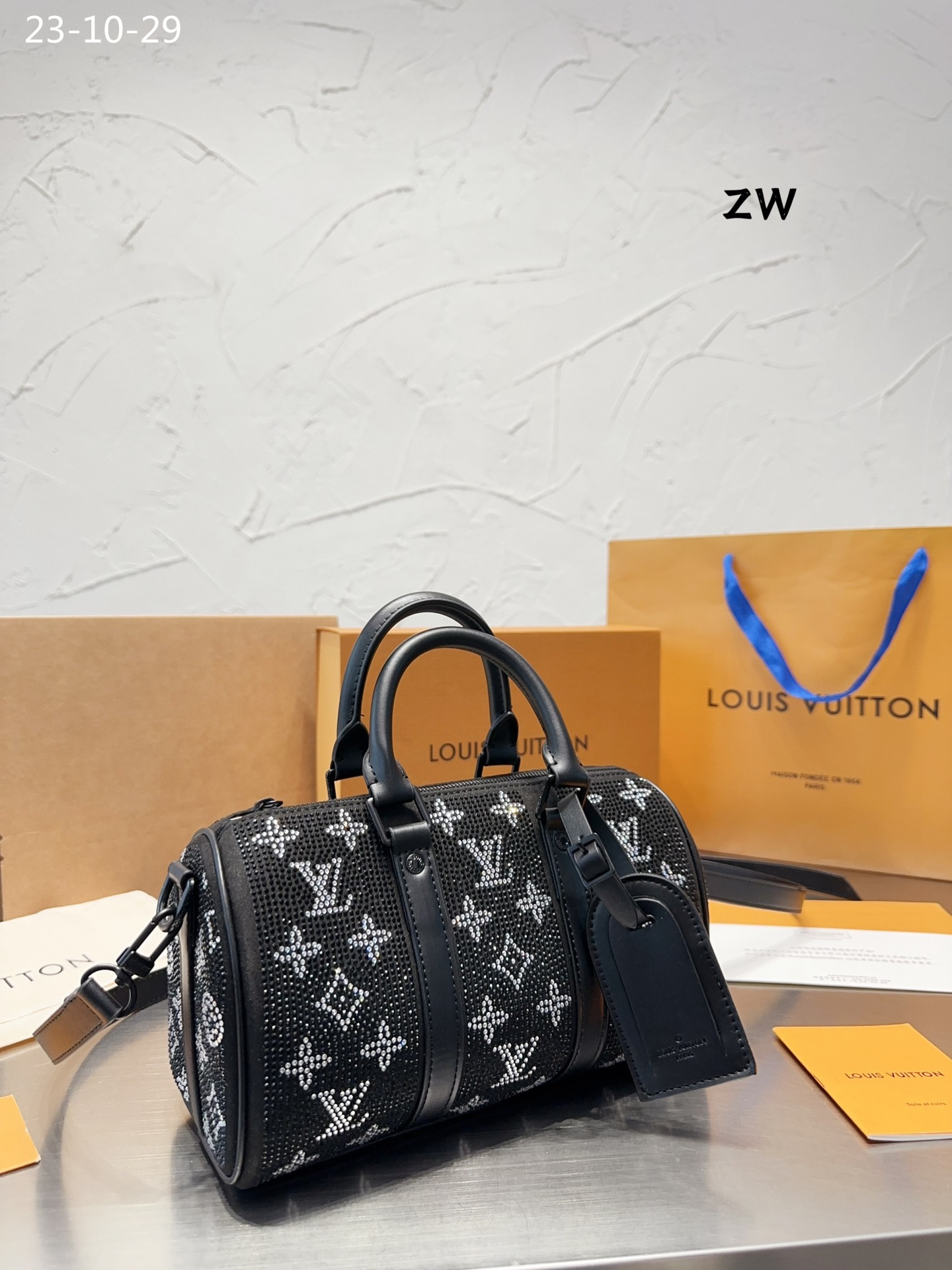 Louis Vuitton Crystal Keepall Bandouli Re 25 Black 25Cm