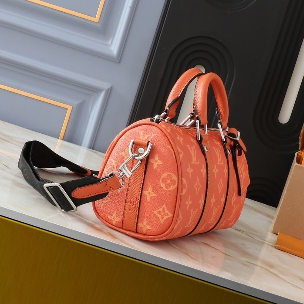 Louis Vuitton Keepall Bandoulière 25 Tangerine 25Cm M31044